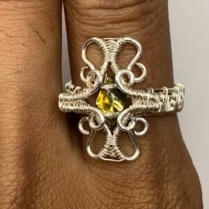 Elegant Silver Wire Wrapped Ring with Yellow Gem